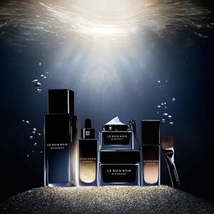 View 5 - LE SOIN NOIR MICRO-CONCENTRÉ - The ultimate anti-aging Serum for more luminous and even skin. GIVENCHY - F30100149