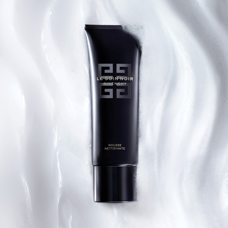 Le Soin Noir Cleanser - Face Care - n4
