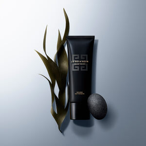View 3 - LE SOIN NOIR CLEANSER - 125 ML