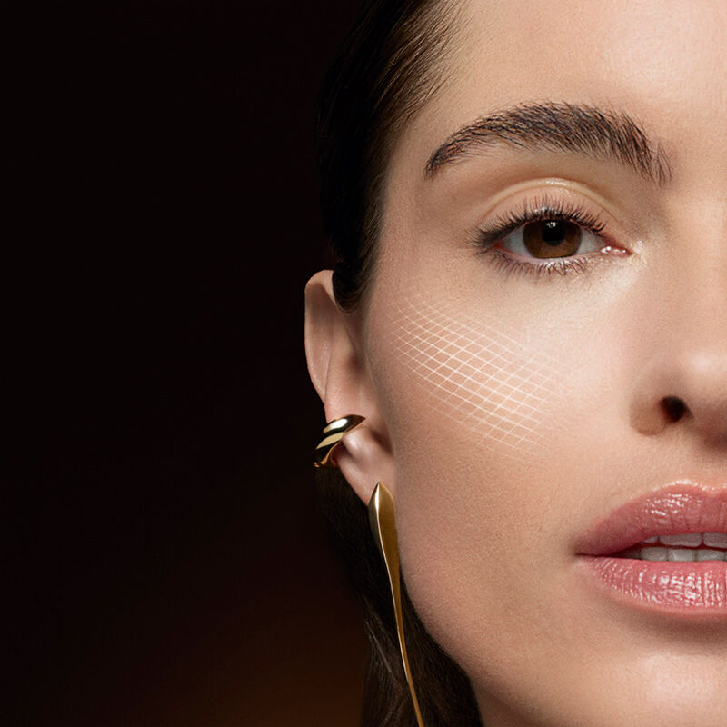 Le Soin Noir Micro-concentré - Radiance and revitalisation serum